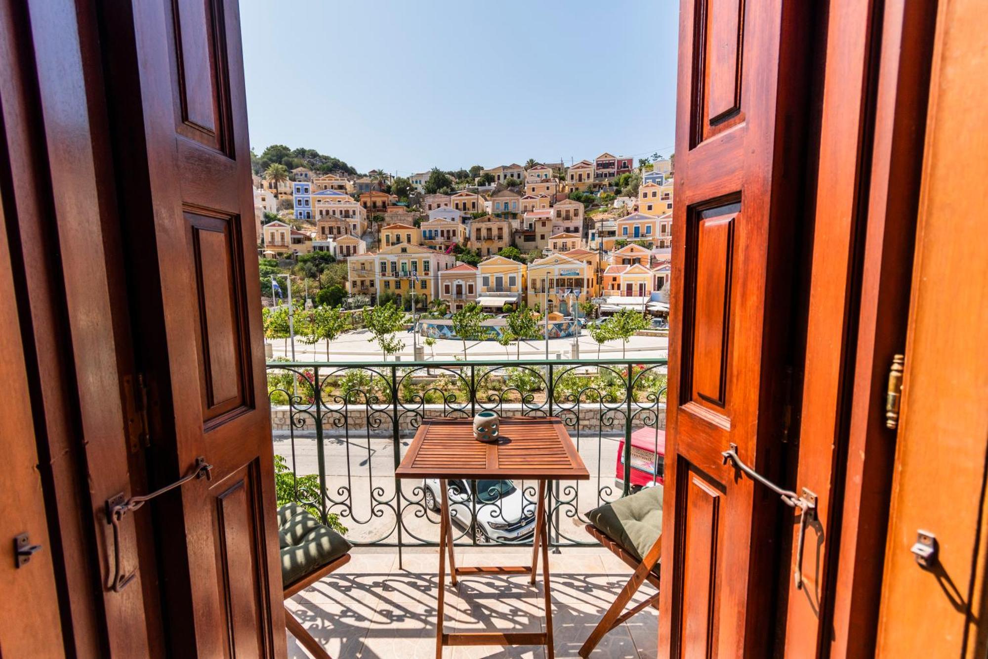 Myrtia Apartment Symi Bagian luar foto