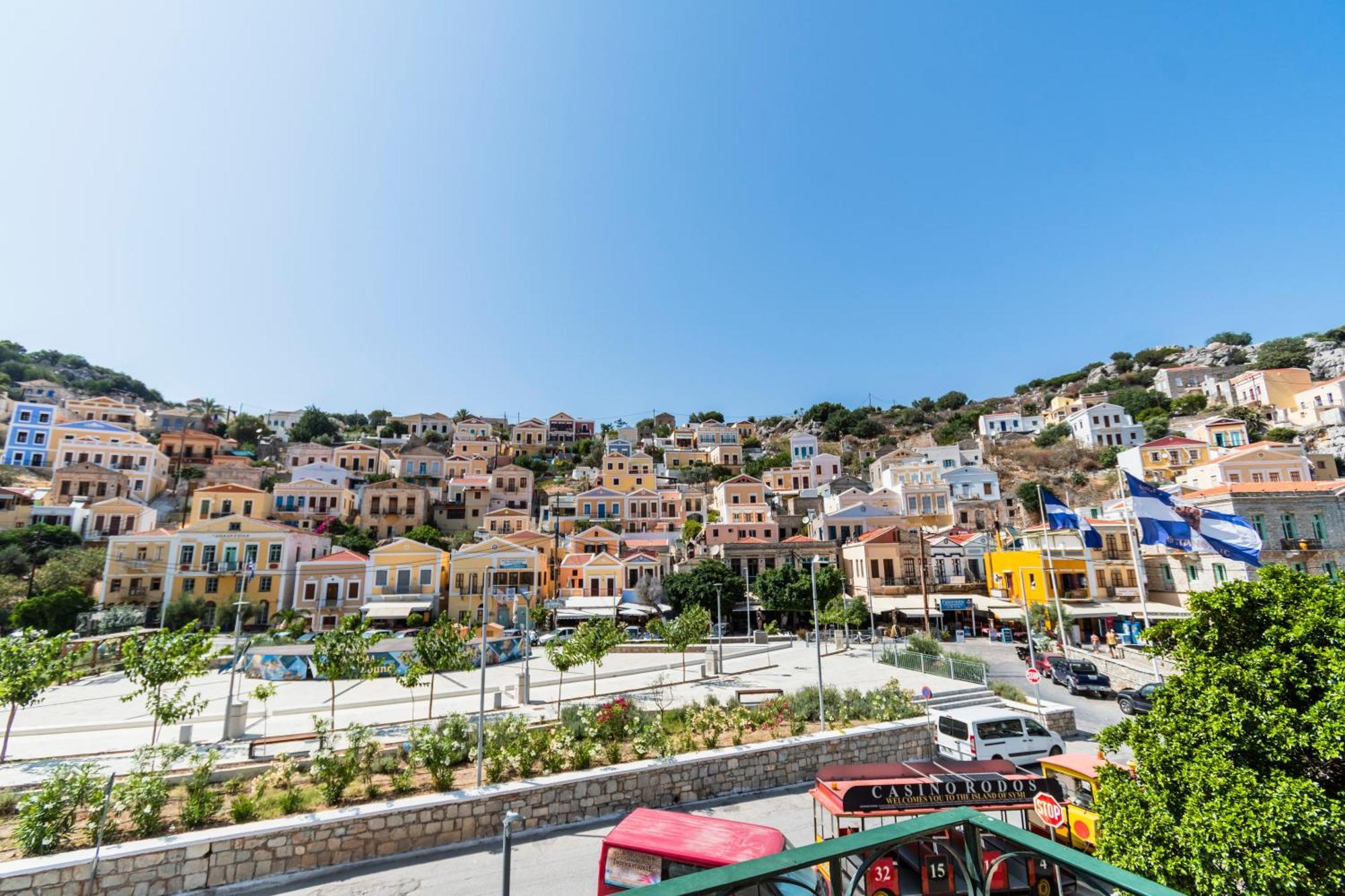 Myrtia Apartment Symi Bagian luar foto