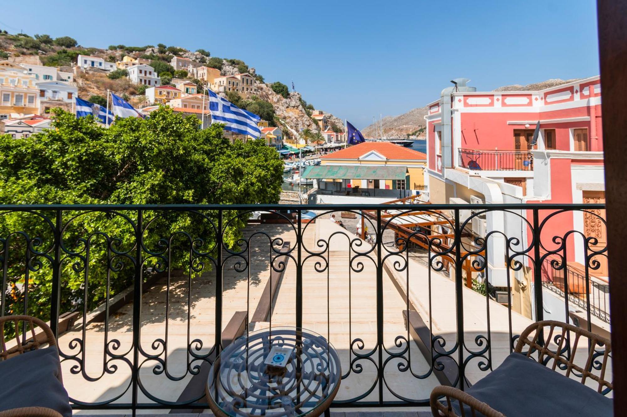 Myrtia Apartment Symi Bagian luar foto